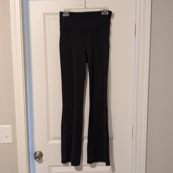 Lululemon Groove Pant Flare Super High-Rise Nulu, Black, Size 8 - Picture 4 of 6